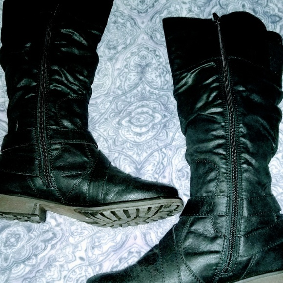 Womens 'Bare Traps' knee high boots. Size 6.5 - Picture 3 of 7